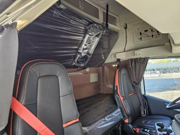 FH 780 AERO / 6x2/4 / RETARDER / GLOBE XL